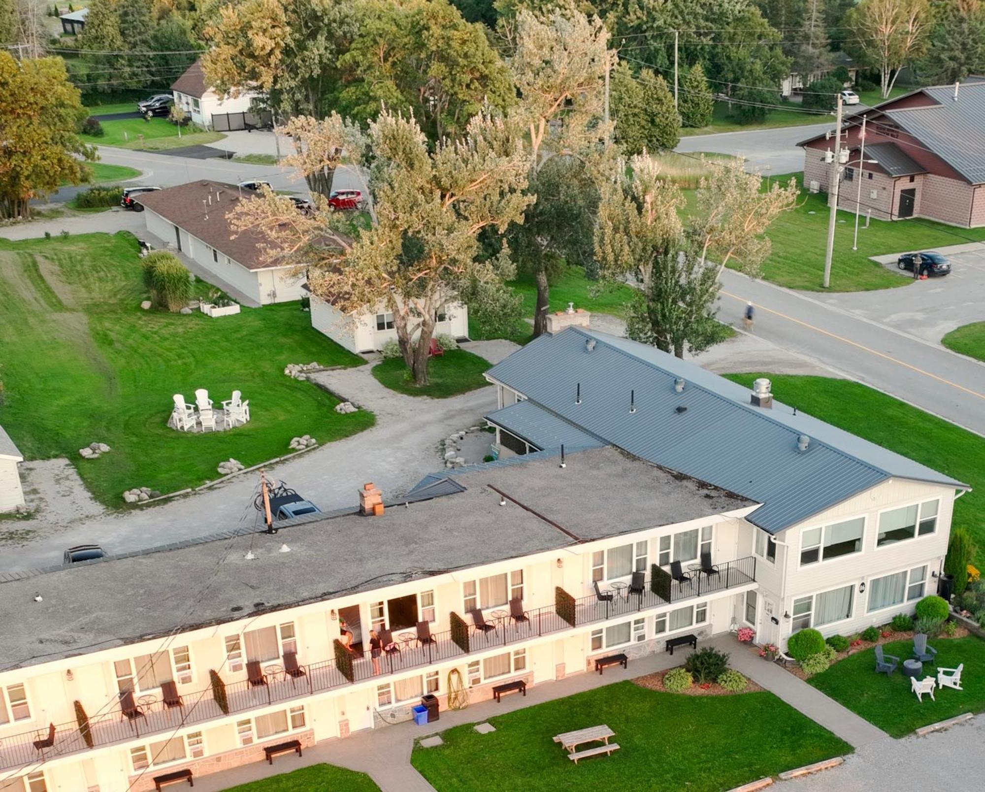 Lakeside Inn Orillia Exterior foto